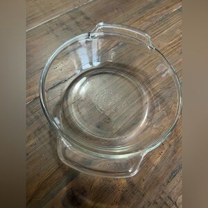 Anchor Hocking 1.5 qt casserole dish (*B)